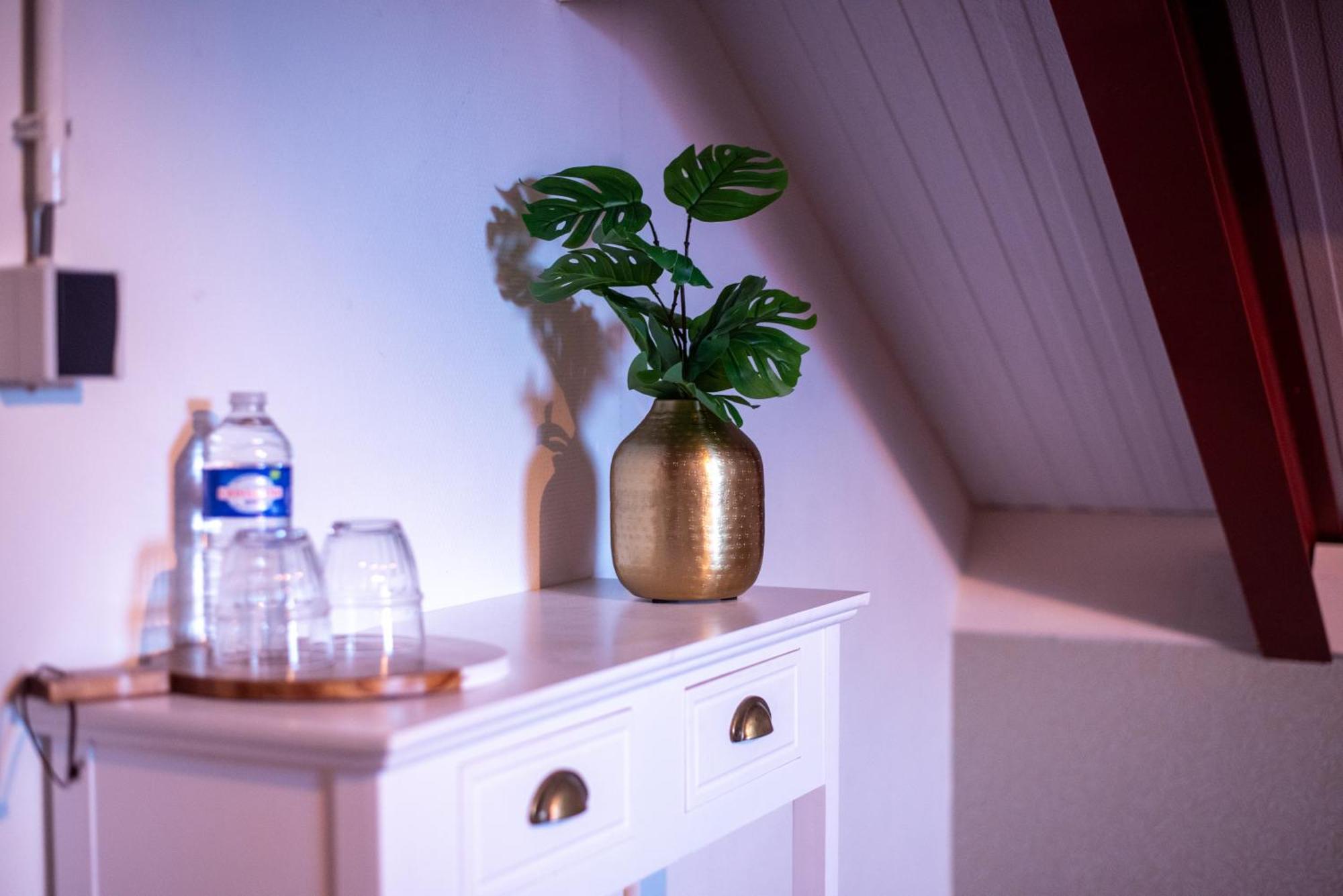 Sfeervol Appartement Het Knooppunt Nuis Kültér fotó